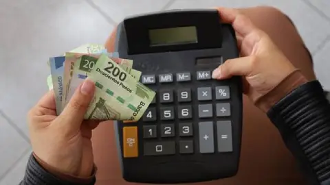 ¿Cuánto te deben pagar si trabajas el 3 de febrero? Esto dice la Ley Federal del Trabajo