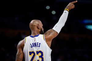 LeBron James no es elegido dentro de los titulares para el NBA All-Star Game