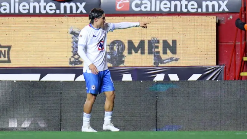 Luka Romero se estrena con Cruz Azul y le da la ventaja ante Tijuana
