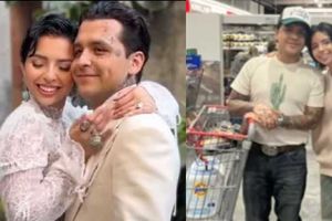 FOTO: Captan a Christian Nodal y Ángela Aguilar comprando su despensa en un Costco