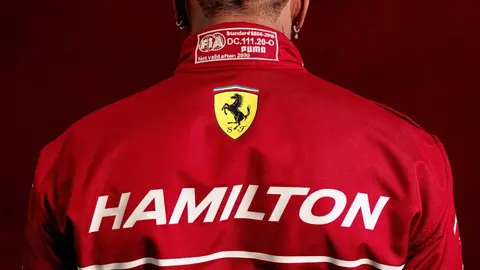 Lewis Hamilton sufrió accidente con Ferrari en Barcelona, salió ileso