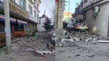 Terremoto en el Tíbet de 6.8 grados deja al menos 126 muertos en China
