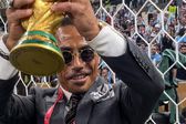 Salt Bae, el famoso chef, arrepentido por tocar la Copa del Mundo: “No me sabía las reglas”