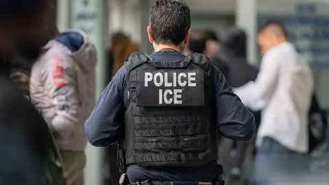Maestro en Texas denuncia a sus alumnos ante ICE: "Ni siquiera hablan inglés"