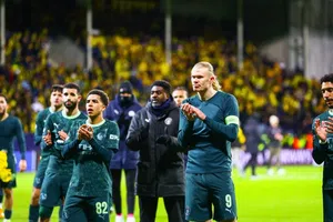 Jugadores del Manchester City reembolsarán a aficionados que viajaron a Noruega para partido vs Bodo Glimt