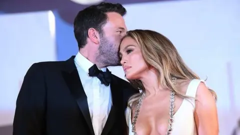 Jennifer Lopez y Ben Affleck están oficialmente divorciados; así repartirán sus bienes