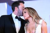 Jennifer Lopez y Ben Affleck están oficialmente divorciados; así repartirán sus bienes