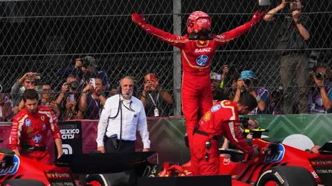 Fans de Ferrari se despiden de Carlos Sainz con emotiva carta