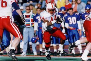 Calvin Jones, corredor estrella de Nebraska y campeón con Green Bay, falleció a los 54 años