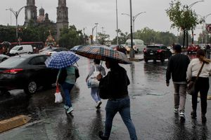 Continuarán las lluvias este jueves 18 de julio ¡Toma tus precauciones!