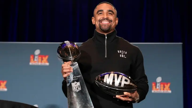 Jalen Hurts, primer QB en ganar un Super Bowl y ser drafteado después de Patrick Mahomes