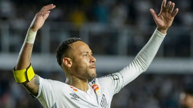 Neymar en celebración de un gol con Santos FC | AP