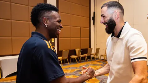 Benzema le pide a Vinicius no bajar la intensidad pese a perder el Balón de Oro
