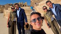 FOTO: Captan a Enrique Peña Nieto en Egipto