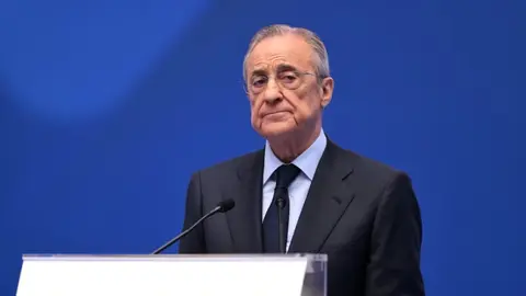 Florentino Pérez se ausenta de El Clásico en el Camp Nou