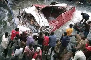 En Etiopía cae camión con invitados a una boda y 71 personas mueren