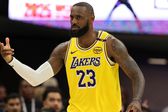 ¡Histórico! LeBron James rompe récord de minutos jugados en la NBA