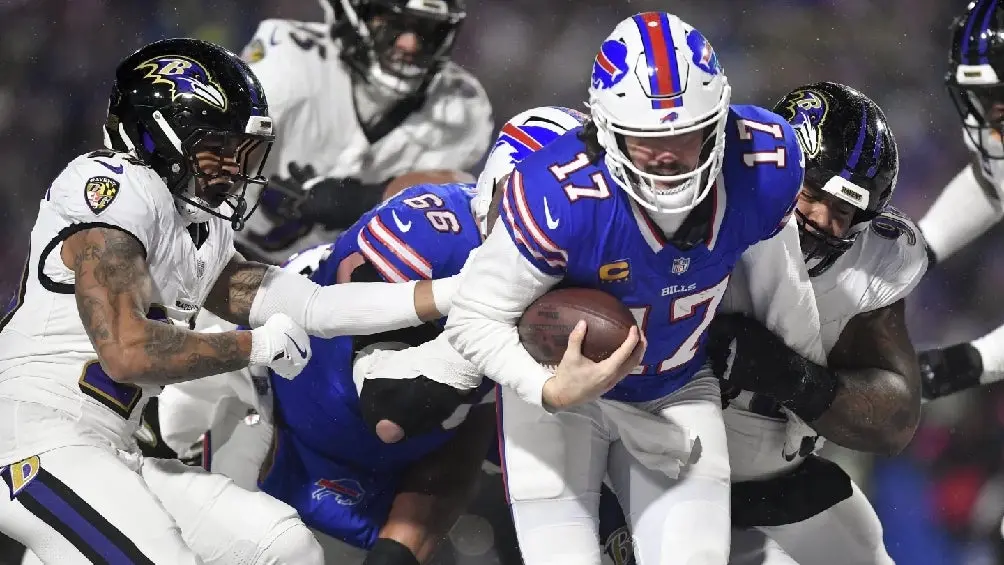 Josh Allen, mariscal de campo de Bills | AP