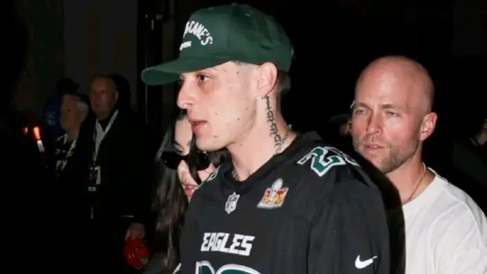 Peso Pluma gana varios miles de doláres en apuestas tras vencer a Tyga durante el Super Bowl LIX