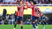 ¡Se extrañaba! Tuvieron que pasar 79 jornadas para que Chivas volviera a liderar en Liga MX