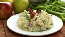 Navidad 2024: ¿Por qué se come ensalada de manzana en esta fecha?