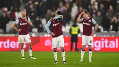 West Ham y Edson Álvarez caen 2-0 en casa ante Crystal Palace; el mexicano fue titular