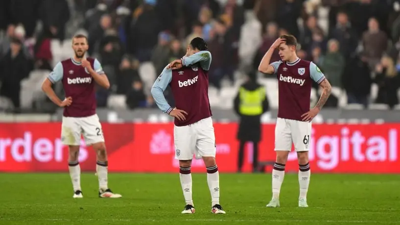 West Ham y Edson Álvarez caen 2-0 en casa ante Crystal Palace; el mexicano fue titular