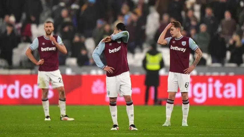 West Ham y Edson Álvarez caen 2-0 en casa ante Crystal Palace | AP