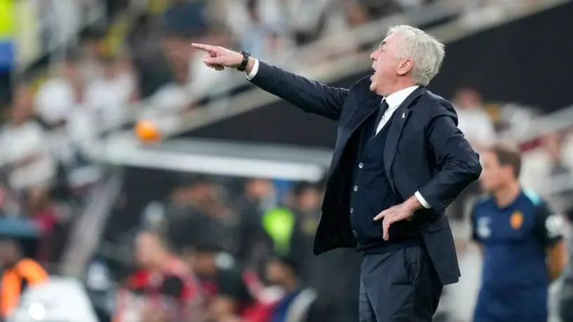 Carlo Ancelotti no se alarma tras goleada ante Barcelona: "Un día eres el mejor del mundo y otro el más tonto"