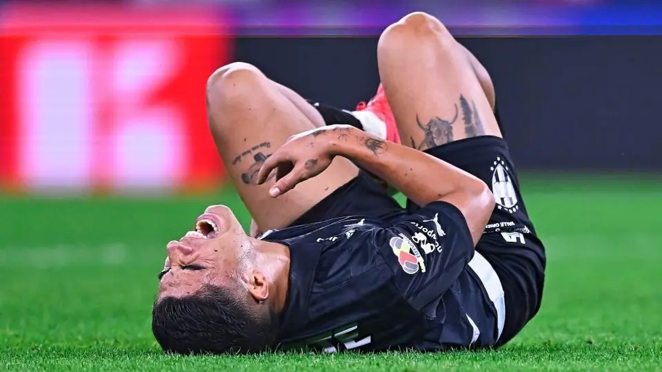 Rayados de Monterrey informa baja de Víctor Guzmán por lesión sufrida ante Necaxa