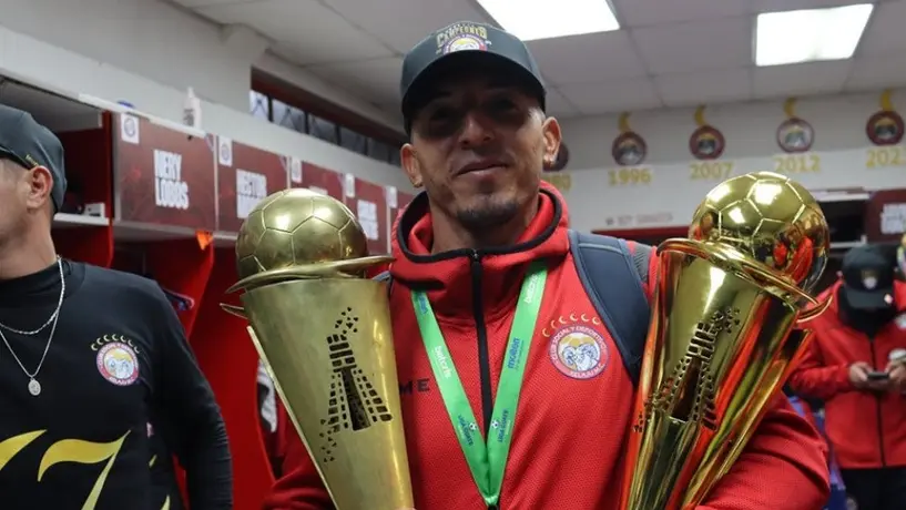 Óscar Rai Villa, el mexicano que brilla en Guatemala y se coronó con Xelajú MC