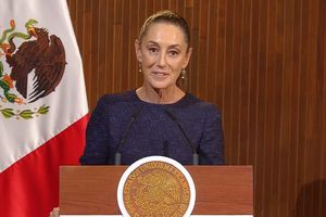 Claudia Sheinbaum envía dos iniciativas contra la reelección y el nepotismo ¿En qué consisten?