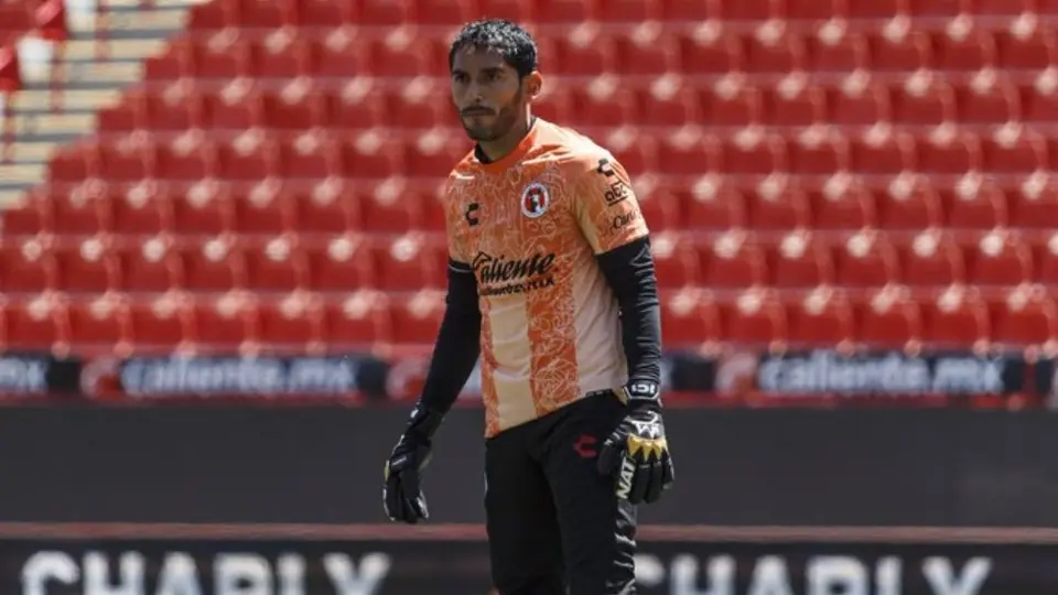 Jesús Corona ya jugó con Xolos pese a que no lo han presentado oficialmente