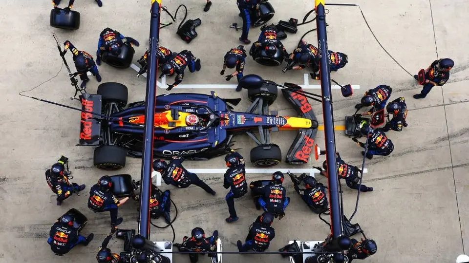 ¿Respalda a Checo Pérez? Jos Verstappen externó su falta de confianza en Red Bull