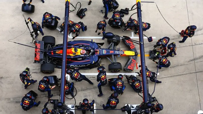¿Respalda a Checo Pérez? Jos Verstappen externó su falta de confianza en Red Bull