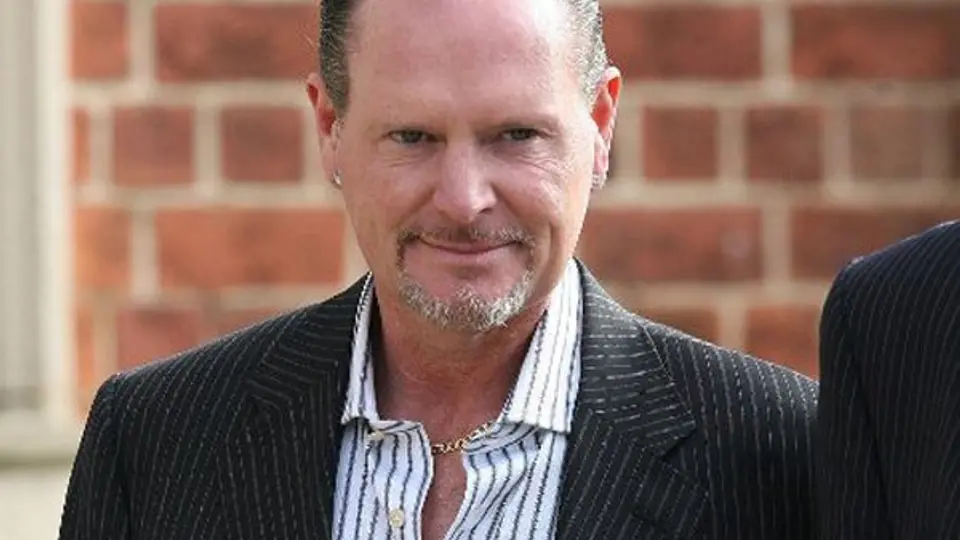 Gascoigne enfrentará cargos por agresión