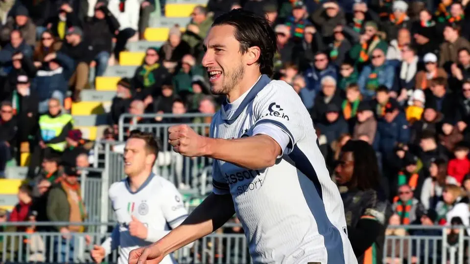 Inter se recupera de la derrota en la Supercopa y vence a Venezia en la Serie A