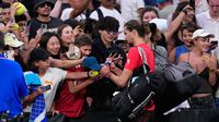 Zverev se suma a la fiesta de Djokovic y Alcaraz en el Abierto de Australia