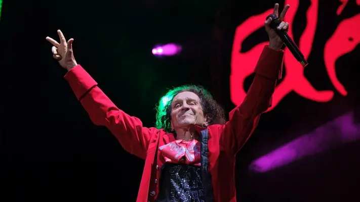 ¡Fuimos Felices! Álex Lora brilla con épica celebración de los 56 años de El Tri ante 65 mil personas