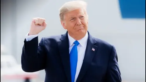 ¿Cuáles decretos firmó Trump, además de la salida del Acuerdo de París?