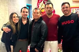 Julio César Chávez presume Navidad con todos sus hijos: “Gracias por tantas bendiciones”