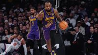 LeBron James y la galaxia con la que ha jugado en la NBA