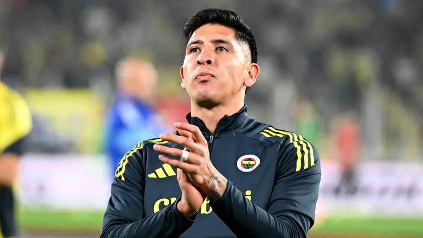 Edson Álvarez, nuevo fichaje del Fenerbahçe l RRSS