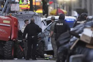 Automovilista en Nueva Orleans atropella y mata a 15 personas en Año Nuevo