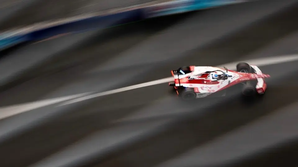 Oliver Rowland se lleva la victoria en el e-Prix de la CDMX
