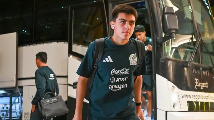 Gilberto Mora causa baja de la Selección Mexicana por molestias físicas
