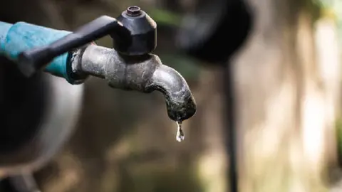 Anuncian cortes de agua en Edomex para fin de año. ¿Qué colonias se verán afectadas?