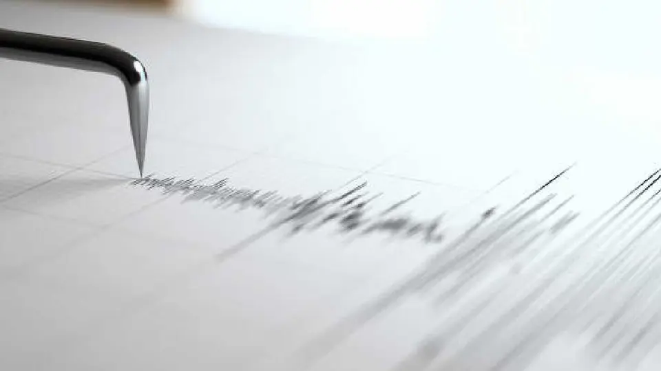 Japón sufre sismo de 6.9 grados y se emite alerta de tsunami