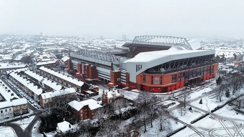 Liverpool vs Manchester United: El Clásico sí se jugará pese a condiciones climática; pudo ser suspendido