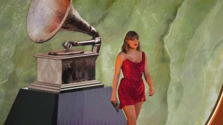¿Estará Taylor Swift en el show de Medio Tiempo del Super Bowl junto a Kendrick Lamar?